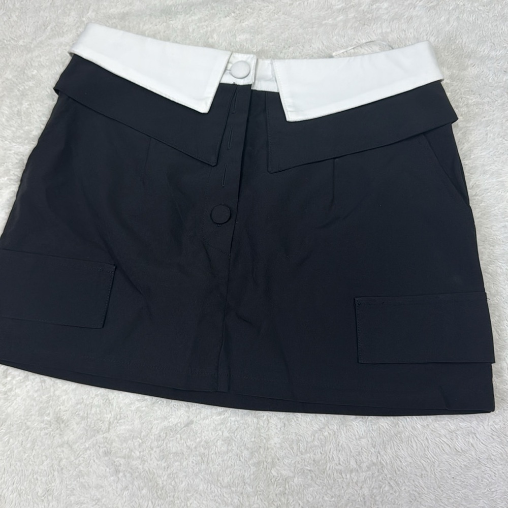 Boohoo Black Mini Skirt with White Waistband - Picture 4 of 9